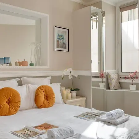 Charming New 2 Bedrooms With Aircon Parigi