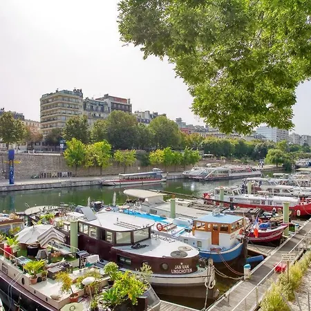 Charming New 2 Bedrooms With Aircon Appartamento *