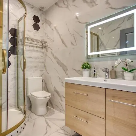 Appartamento Charming New 2 Bedrooms With Aircon *
